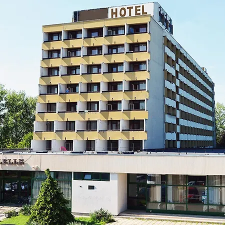 Hotel Lelle Aparthotel 2*