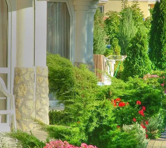 Hotel Lelle מלון דירות 2*