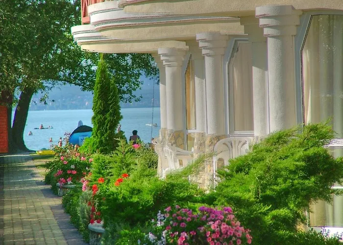 מלון דירות Hotel Lelle