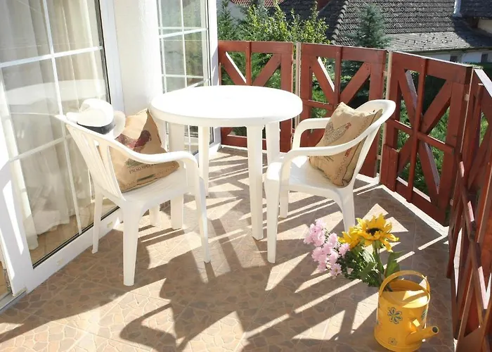 Hotel Lelle شقة فندقية